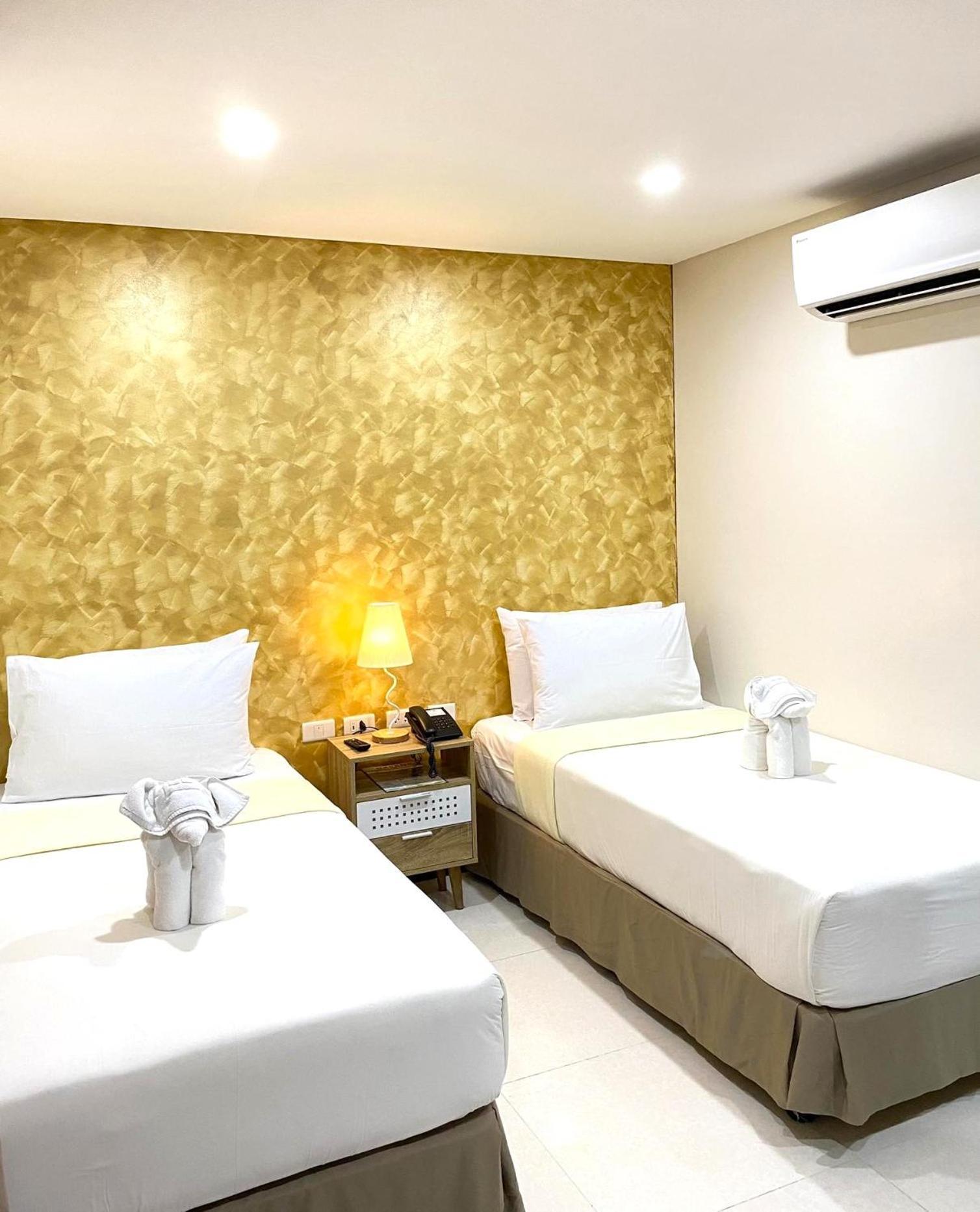 Dccco Hotel 두마구에테 외부 사진
